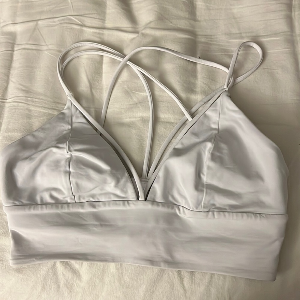Lululemon size 8 - white strappy bra